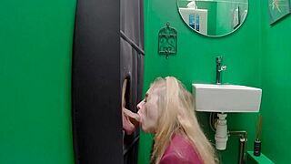 Gloryhole Teen 18+ Sucks Cock