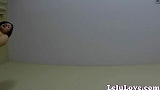 Interactive Giantess Guides You Through Pantyhose Fetish Play POV