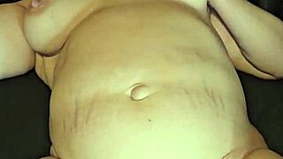 Big dildo stretches big pussy