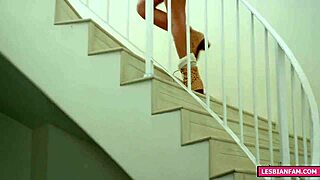 tiny lesbian girl sucks tight teen pussy 😏