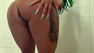 Happy birthday celebration for spanish barbiie with friends.