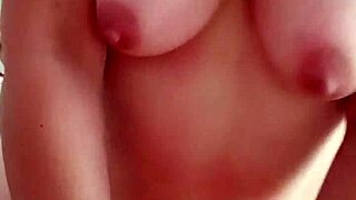 Hey, this mature woman is giving a hot massage with some masturbation fun