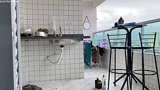 chamei empregada para limpar casa e fiquei louco