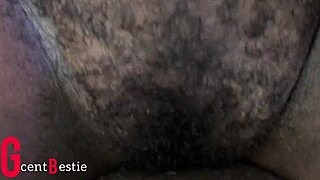 Seks tanpa kondom sama tetangga bodybuilder