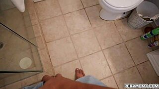 Shemale Couple Deepthroats on Cam