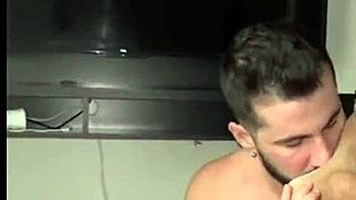 Who loves sucking a huge cock and getting assfucked?