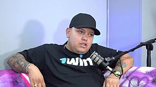 Karen deepthroats in hot latina podcast. 😍