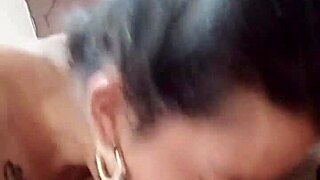 Kjæresten min elsker å suge ballene mine