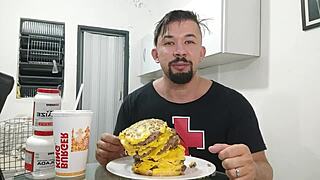 i'm eatin' the biggest milf burger king