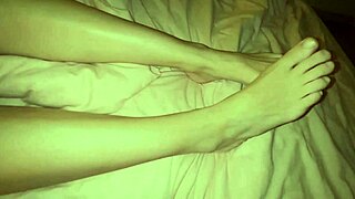 18-Year-Old Stepdaughter Teaches Anal Winking in Webcam Studio