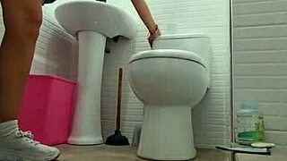 Mi profesor de ingles me enseña muy bien