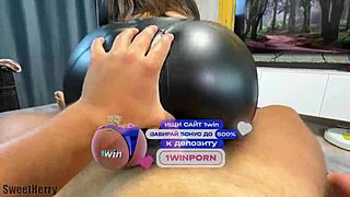 katso tuota isoa persettä reiällä nahkahousuissa, vaimoni pettää tehnyt reiän tunkeutumiselle