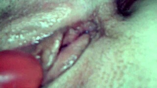 Watch Joice have a pussy orgasm with toys?