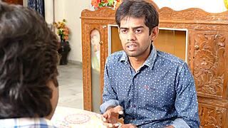 Ippadi oru kolutha aunty a yaru vandamnu soluvaga