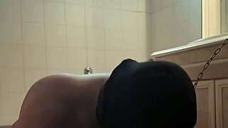 licking pussy in bdsm session 😈