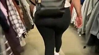 Flashing My Ass in Public Store Before Masturbating in Restroom