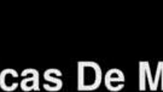 Junge Susy Blue kriegt Strafe in erster Amateur-BDSM-Einweihung