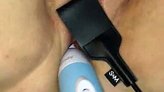 hitachi insertion torments chubby bbw cunt