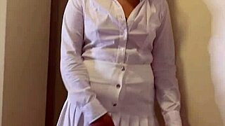 I convinced my teacher for private lessons, ending in unprotected sex 😏