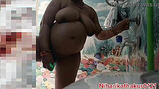 I'm Taking a Bath in the Bathroom While Touching Myself