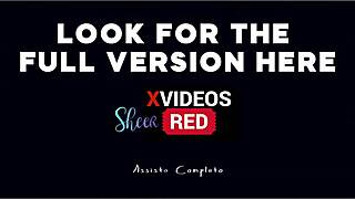 Bruna Ferrari odpovedá na Never Have I Ever počas sexu s tromi v priesvitnej červenej