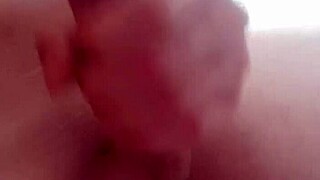 cumming fast with a quick hidden handjob before lunch 😏