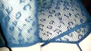 gonna shake that ass in pantyhose while getting licked and fucked