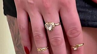 Оригинальная история интеррасового куколда разворачивается