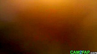 Russian babe in steamy solo masturbation video