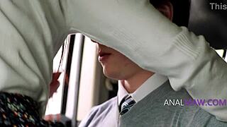 Mostohaanya seggdugást kap templom után, hogy teljesítse amit mostohaapa tenne! Tabu csalás érett anyával vad szeánszban.