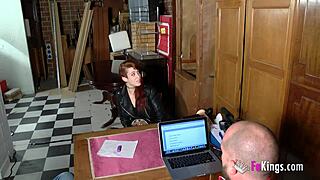 حمراء خجولة مثيرة 18+ تثير في كاستينغها