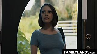 Hey Alexis Fawx and Jenna Sativa, let's massage and fuck! 😏