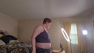 Getting ready & filming giantess video bts - clara crisp milf bbw fetish.