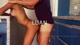 amigo do meu marido me fodeu antes do corno chegar