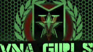 Schwanzgeile Penny Pax in Heels und Dessous Doggy Cowgirl Gruppensex