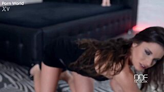 HUNGARIAN HONEYS DOUBLE PENETRATE SOLO WITH HUGE DILDOS