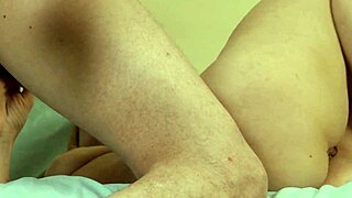 Pošast kurac tolče zreli tašči rit trdo za analni kreampie