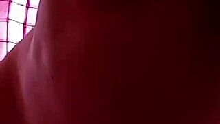 Pregnant slut flashing her open ass in homemade anal