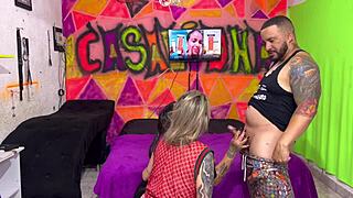 Sapatona virgem chupa e fode melhor que mulher � sua amiga peituda se surpreender extremando aqui no xvideos renata gomes