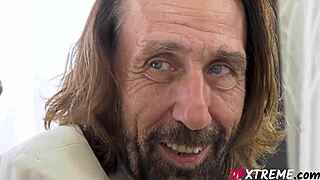 Pounding New Brown Girlfriend Hard