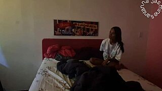 Искам само да дам дупето си с фланелка на отбора