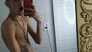 vazou vídeo do thiagokelton punhetando