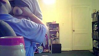 look at loris' tits in the living room