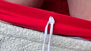 Intense outdoor fingering and handjob to orgasm