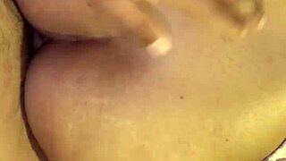 mi esposa hace sentones caseros antes de dormir 😏 pareja real