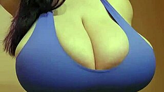 huge titty sarah with big fat tits.