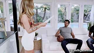 Karla Kush, dime cómo manejas dos pollas negras enormes en acción grupal dura?