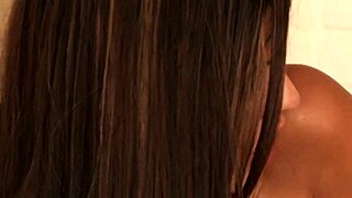 Two whores spooning and cum swapping 😈