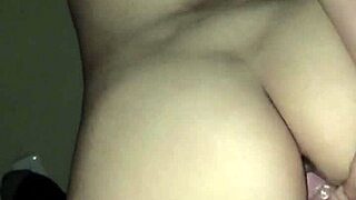 Colegiala Delivers Intense Blowjob With Deep Throat