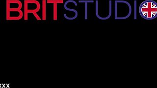 This nurse in uniform gets her pussy eaten and sucks a guy's cock for a facial 😍